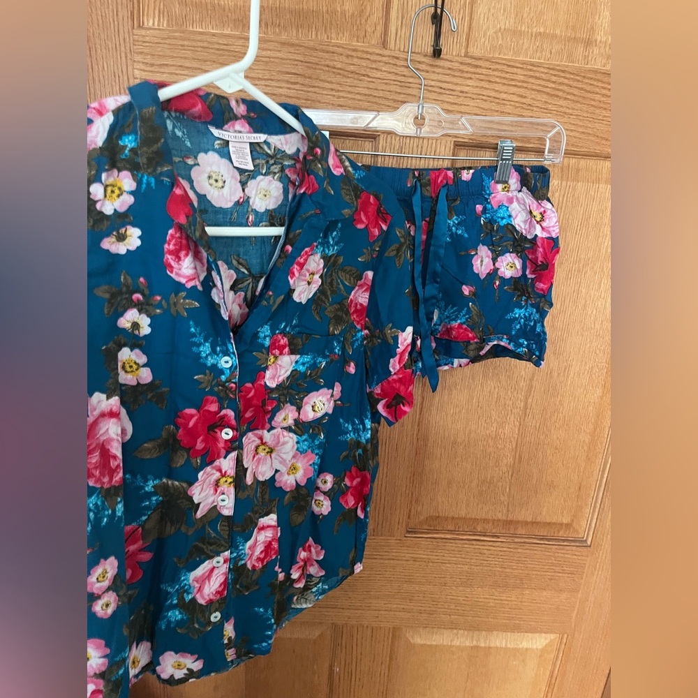 Victoria's Secret Teal Floral Button-Up summer pj set